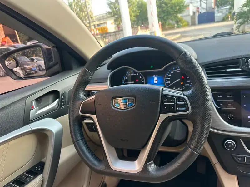 Geely Emgrand 2017 Sedan Million Edition 1.5L Manual Deluxe — миниатюра 13