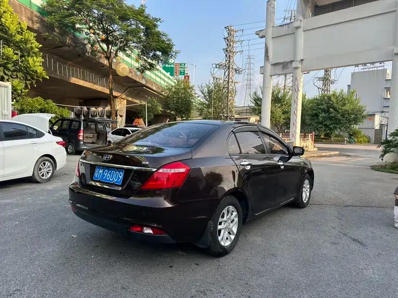 Geely Emgrand 2017 Sedan Million Edition 1.5L Manual Deluxe — миниатюра 7