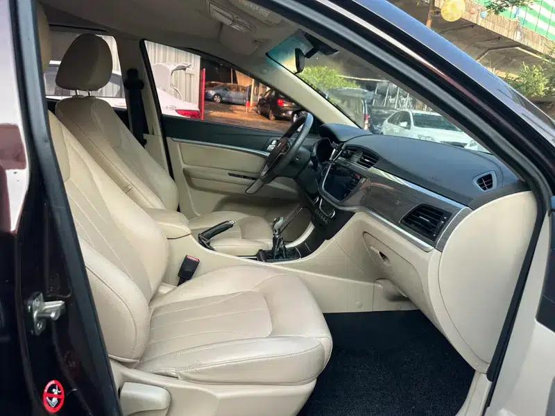 Geely Emgrand 2017 Sedan Million Edition 1.5L Manual Deluxe — миниатюра 9
