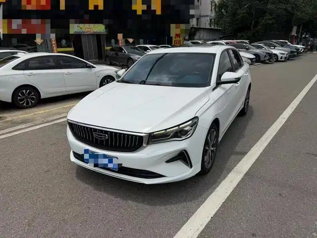 Geely Emgrand 2022 4th Generation 1.5L CVT Luxury Edition