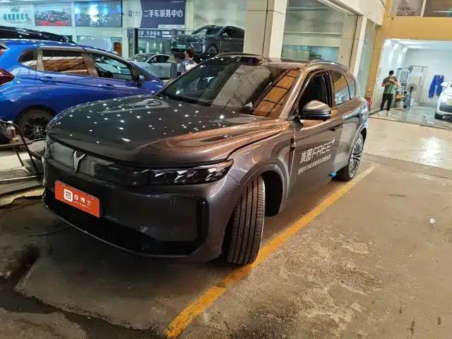 Voyah 2025 Rear-Wheel Drive Qiankun Edition