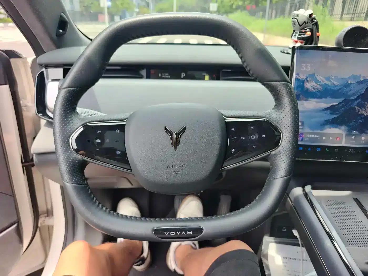 Voyah 2024 Long Range Supercharging Edition — миниатюра 9