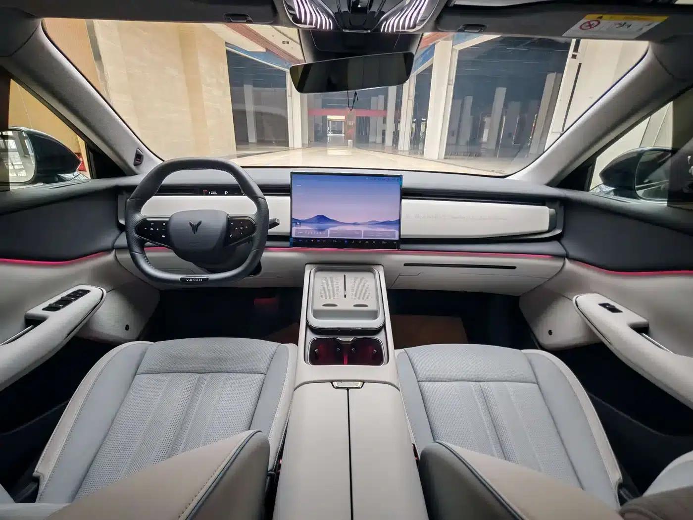 Voyah Smart Edition 2024 Model with Extended Range — миниатюра 10