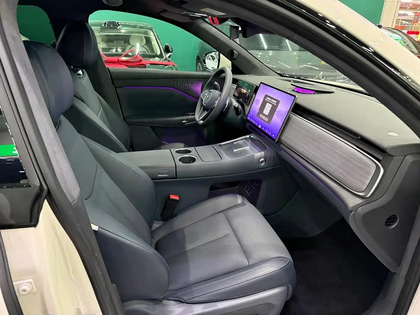Voyah 2025 Four-Wheel Drive Qiankun Edition — миниатюра 15