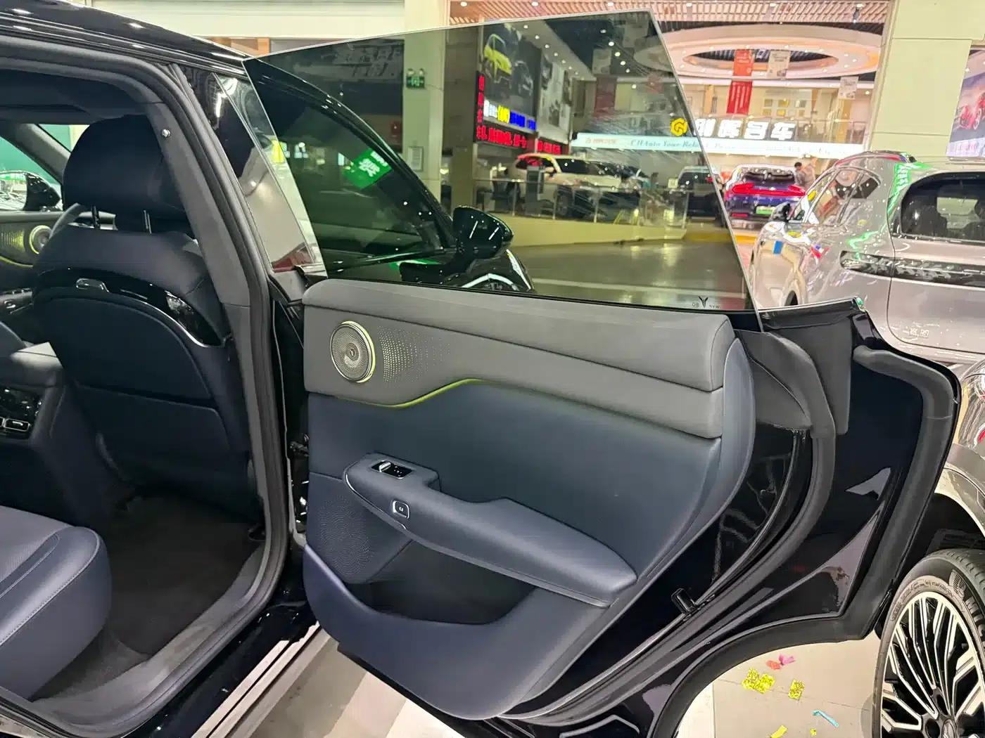 Voyah 2025 Four-Wheel Drive Qiankun Edition — миниатюра 13