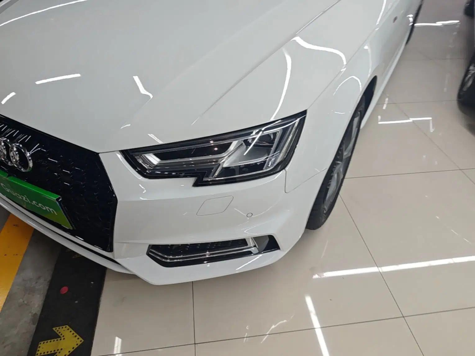 Audi A4L 2018 30th Anniversary Edition 40 TFSI Trendy Model — миниатюра 8