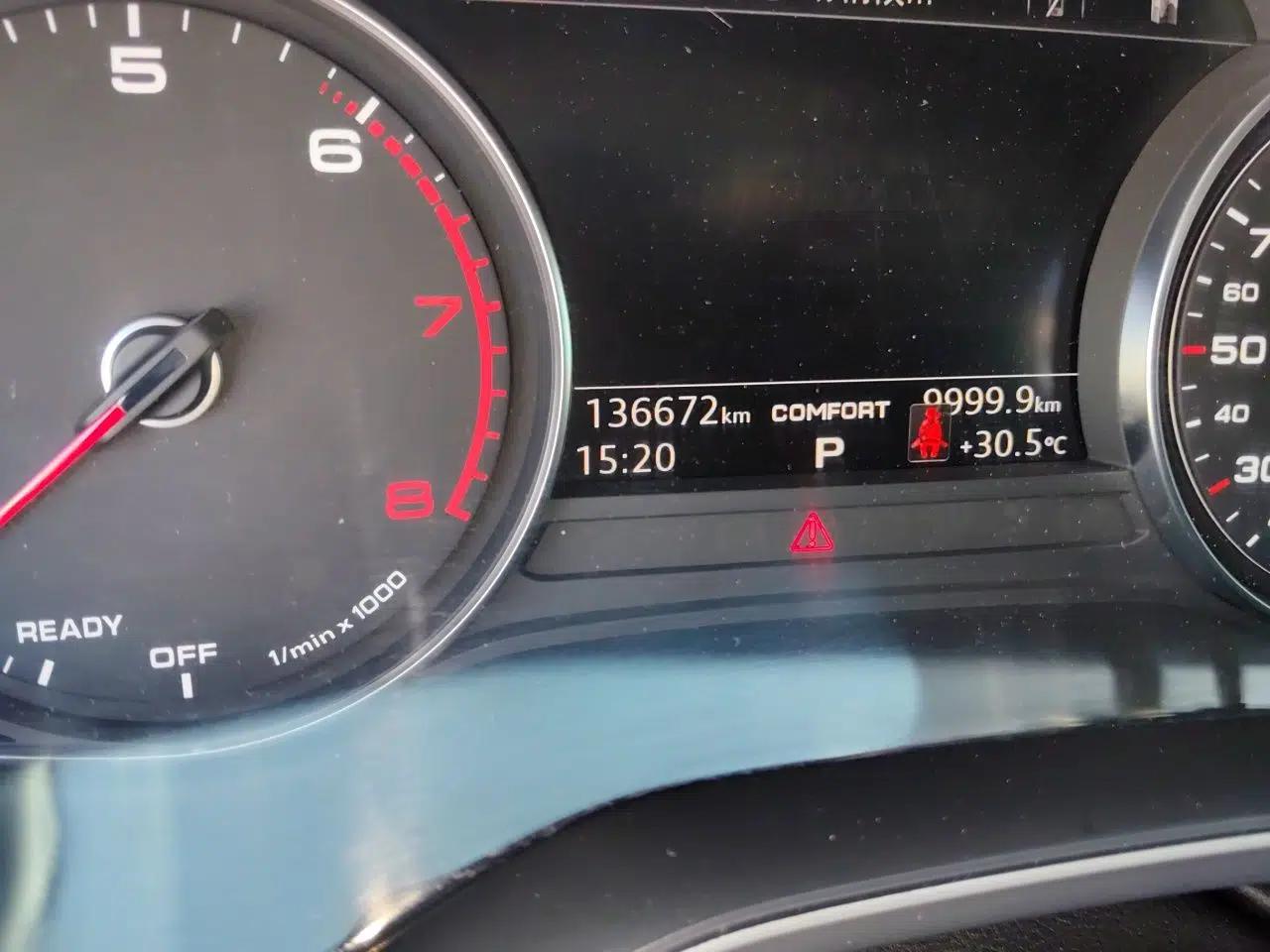 Audi A4L 2017 Plus 40 TFSI Fashion Model — миниатюра 12