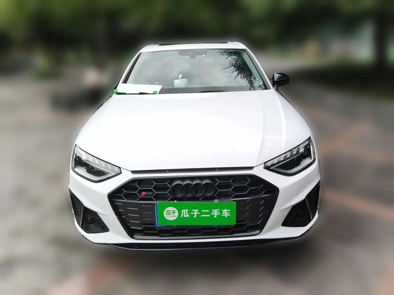Audi A4L 2020 40 TFSI Luxury Dynamic Model — миниатюра 2