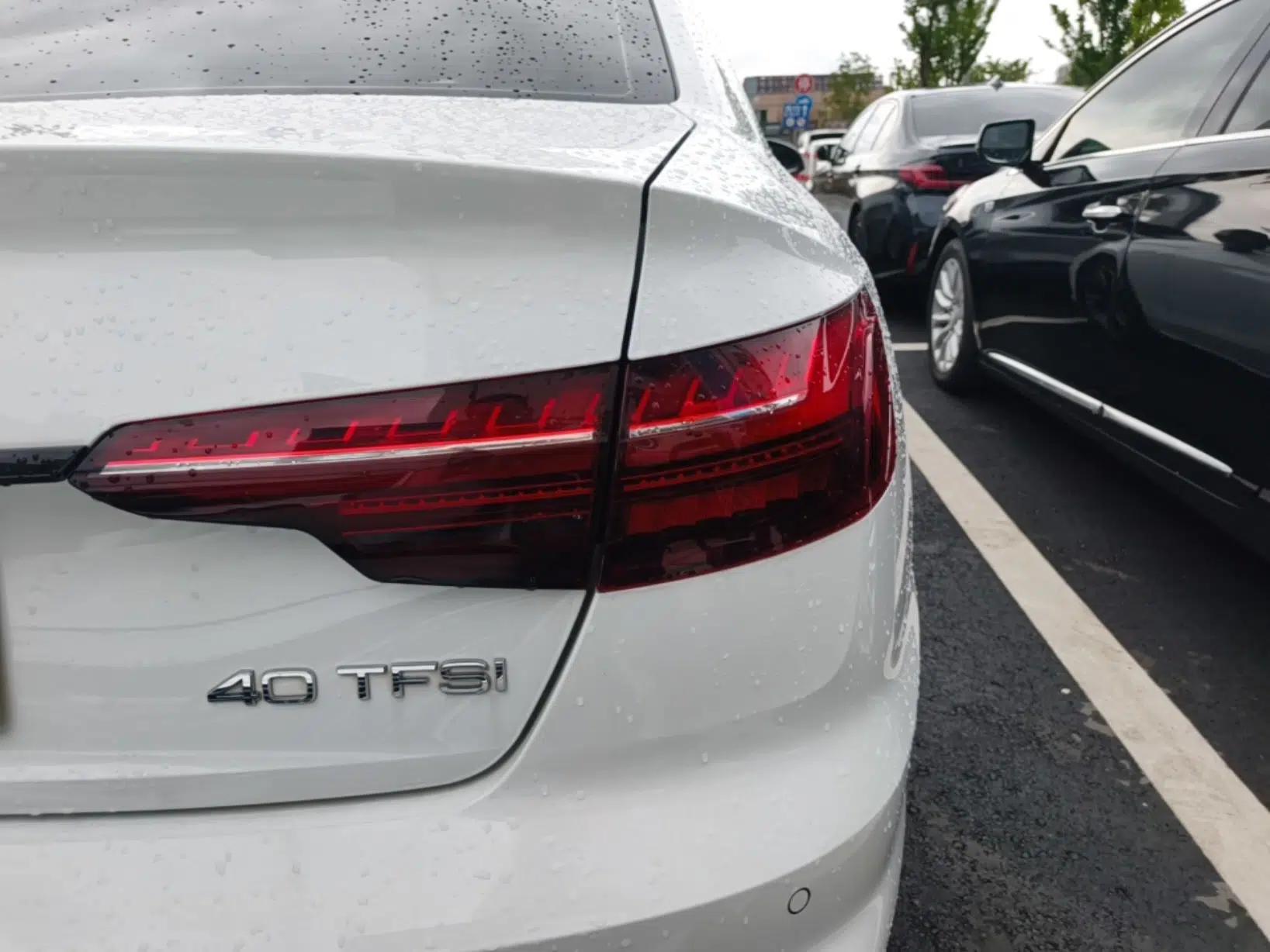 Audi A4L 2022 40 TFSI Luxury Dynamic Model — миниатюра 9