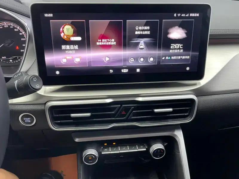Geely Binyue 2021 240T DCT Platinum Edition — миниатюра 17