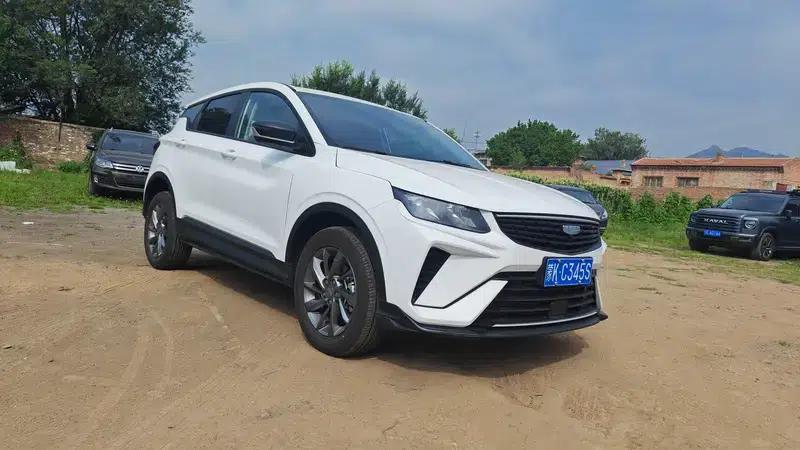 Geely Binyue 2025 1.5L CVT Super Edition — миниатюра 3