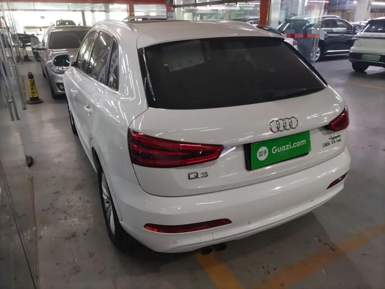 Audi Q3 2015 35 TFSI Comfort Model — миниатюра 4