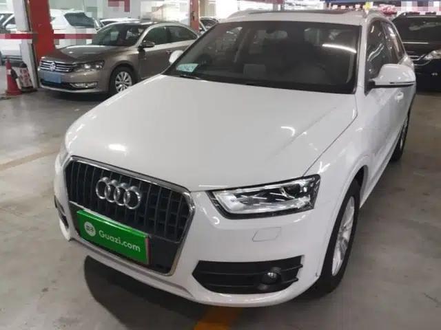 Audi Q3 2015 35 TFSI Comfort Model