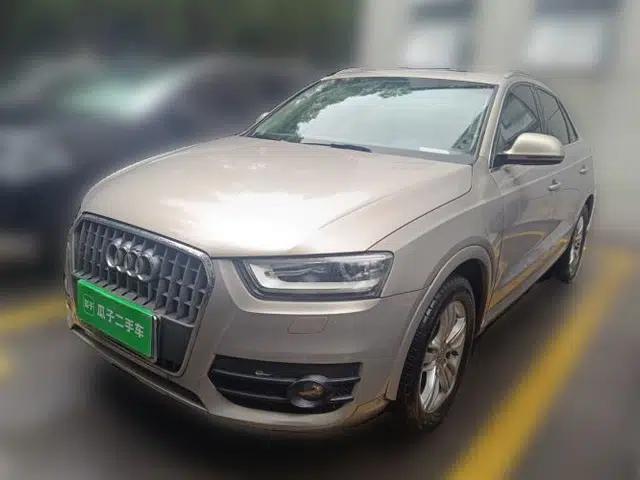 Audi Q3 2015 35 TFSI Comfort Model