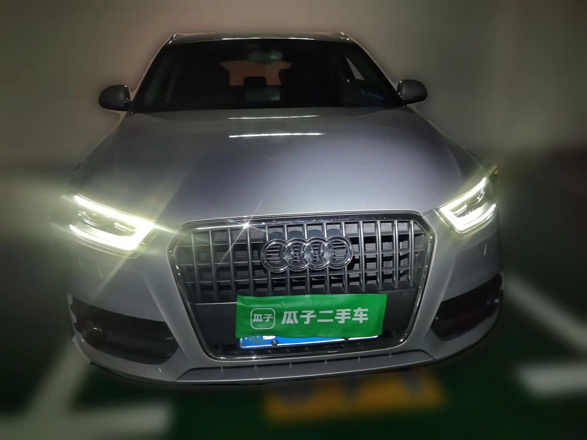 Audi Q3 2015 35 TFSI Comfort Model — миниатюра 2