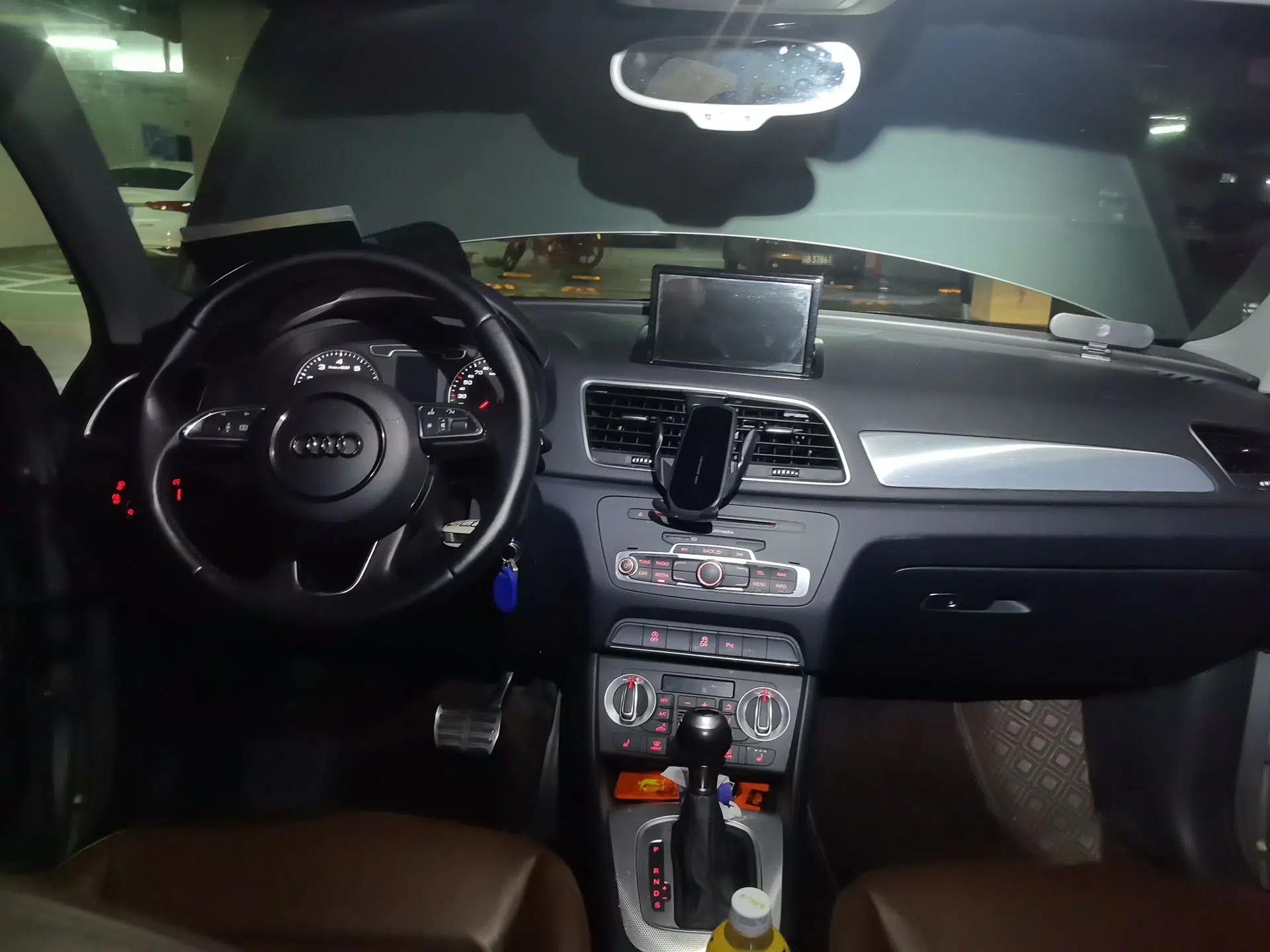 Audi Q3 2015 35 TFSI Comfort Model — миниатюра 9