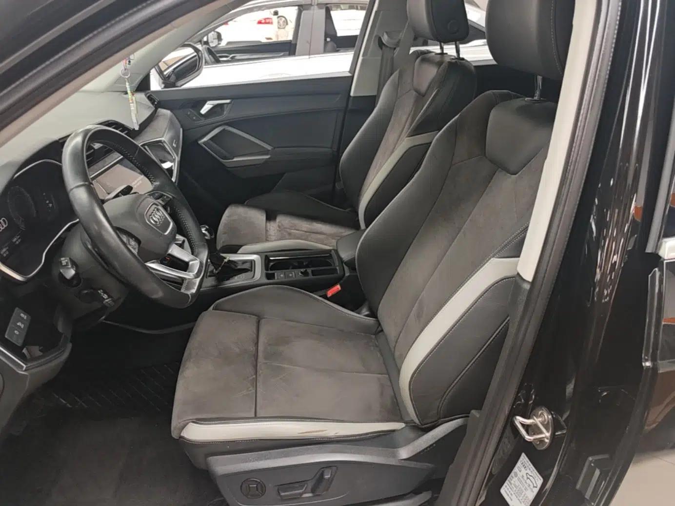 Audi Q3 2022 35 TFSI Fashion Dynamic Model — миниатюра 17