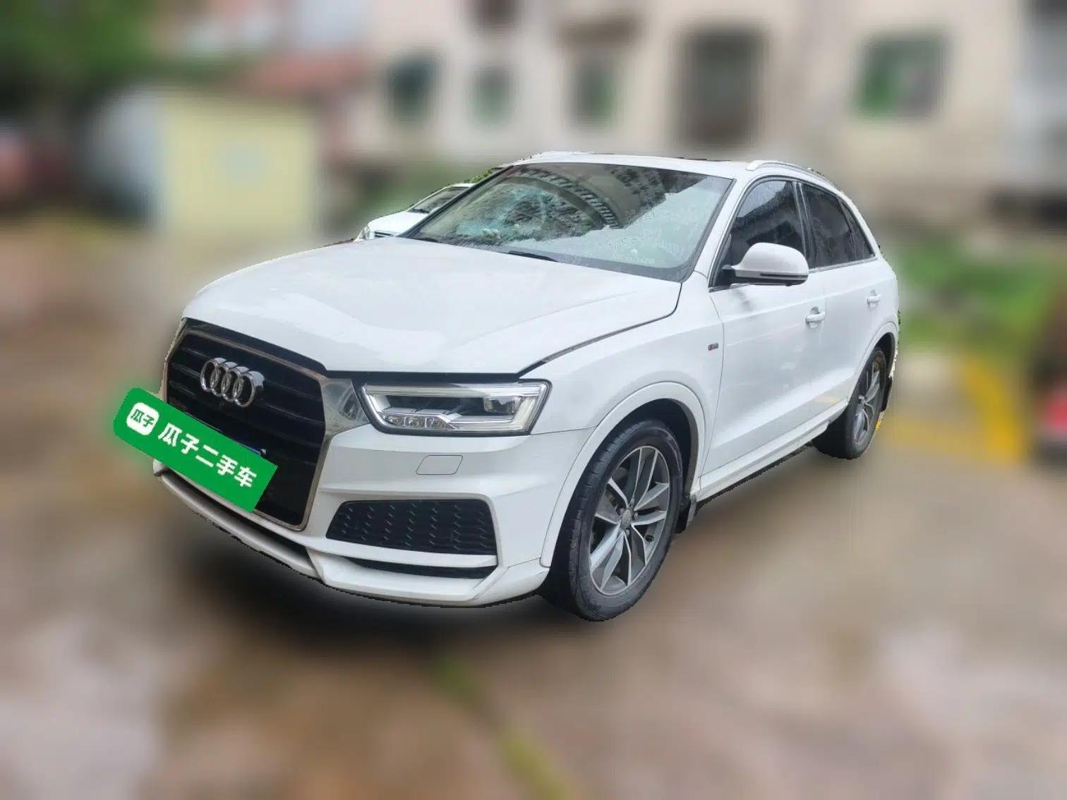 Audi Q3 2018 30 TFSI Fashion Edition Collector's Version — миниатюра 1