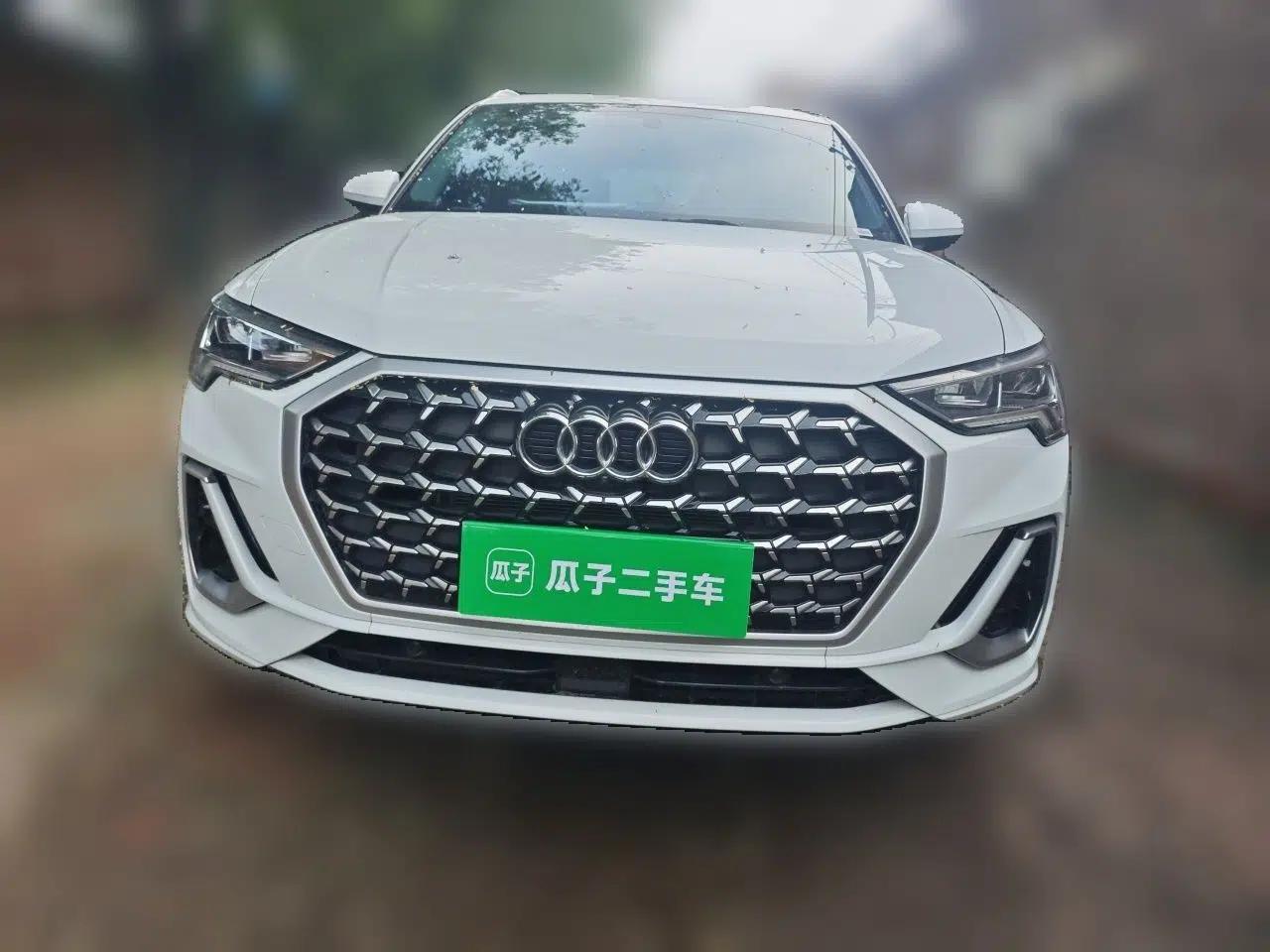 Audi Q3 2024 35 TFSI Fashion Dynamic Edition — миниатюра 2