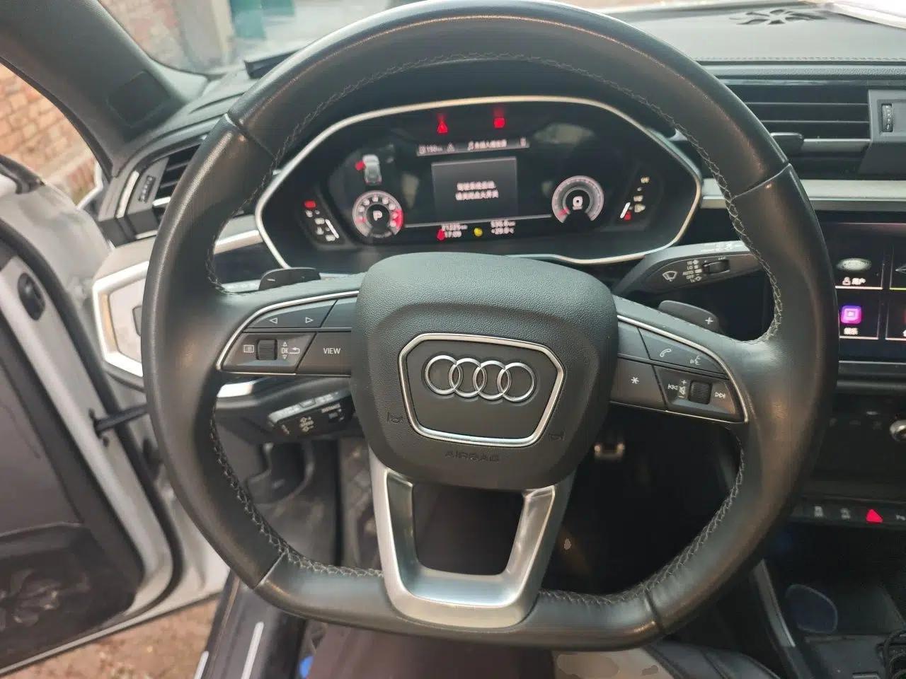 Audi Q3 2024 35 TFSI Fashion Dynamic Edition — миниатюра 10