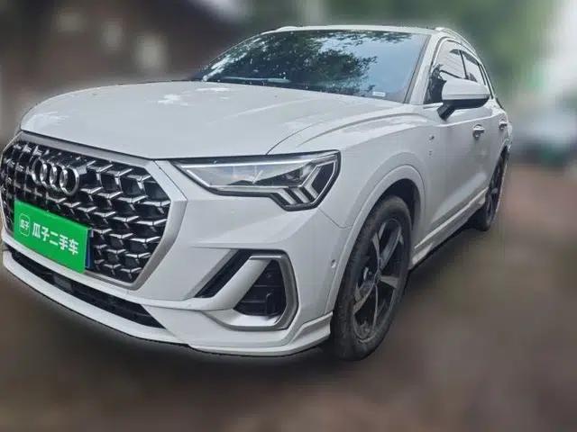 Audi Q3 2024 35 TFSI Fashion Dynamic Edition