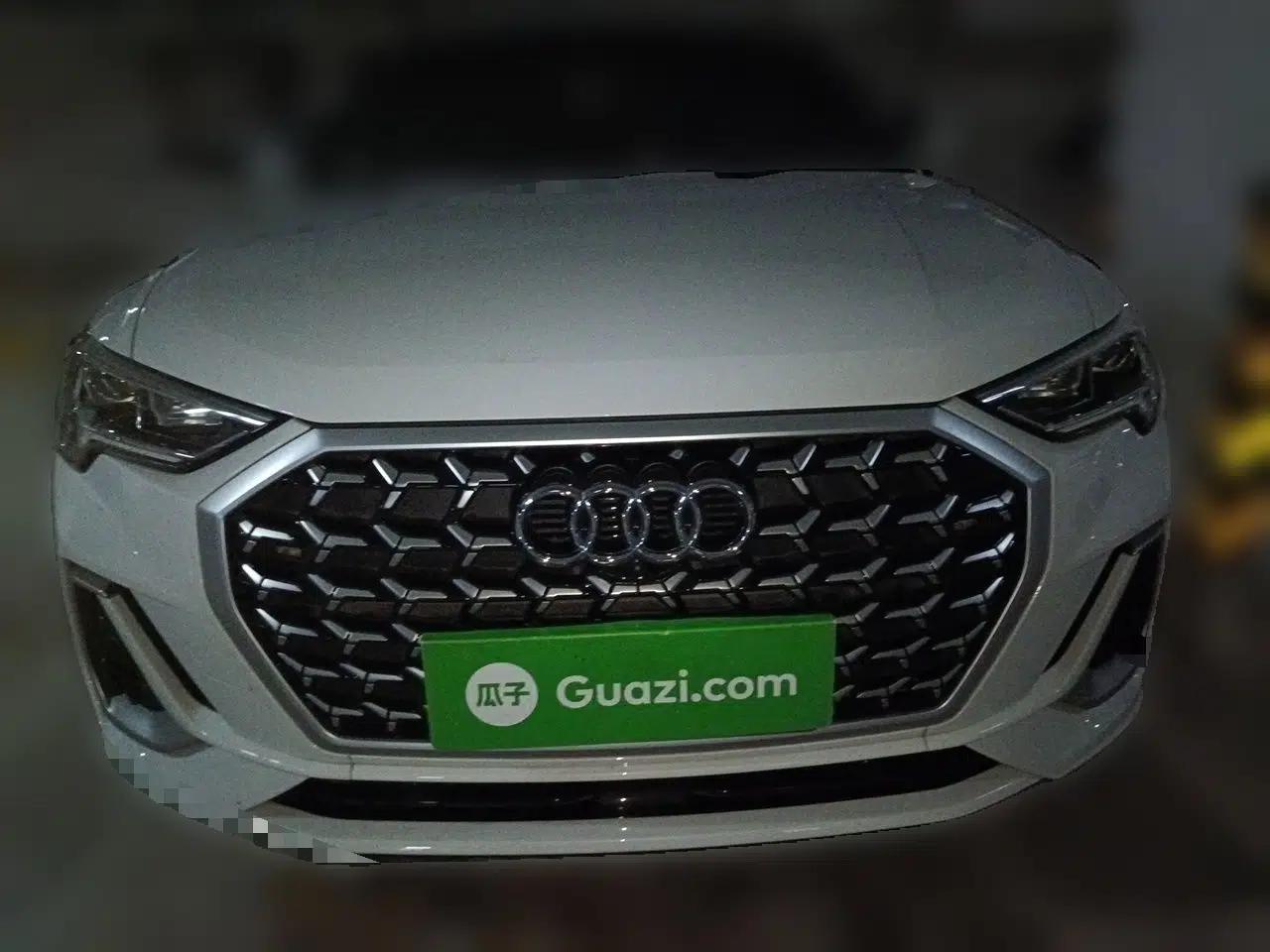Audi Q3 2024 35 TFSI Fashion Dynamic Edition — миниатюра 2