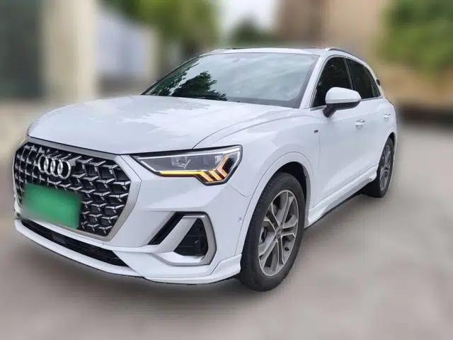Audi Q3 2023 40 TFSI Fashion Dynamic Model