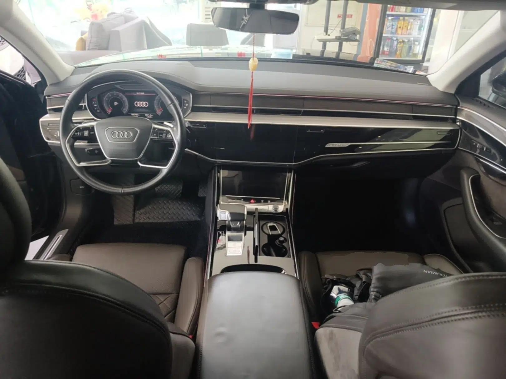 Audi A8 2021 A8L 50 TFSI quattro Comfort Model — миниатюра 12