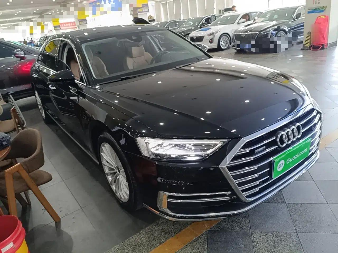 Audi A8 2022 A8L 50 TFSI quattro Comfort Edition Collector's Model — миниатюра 3