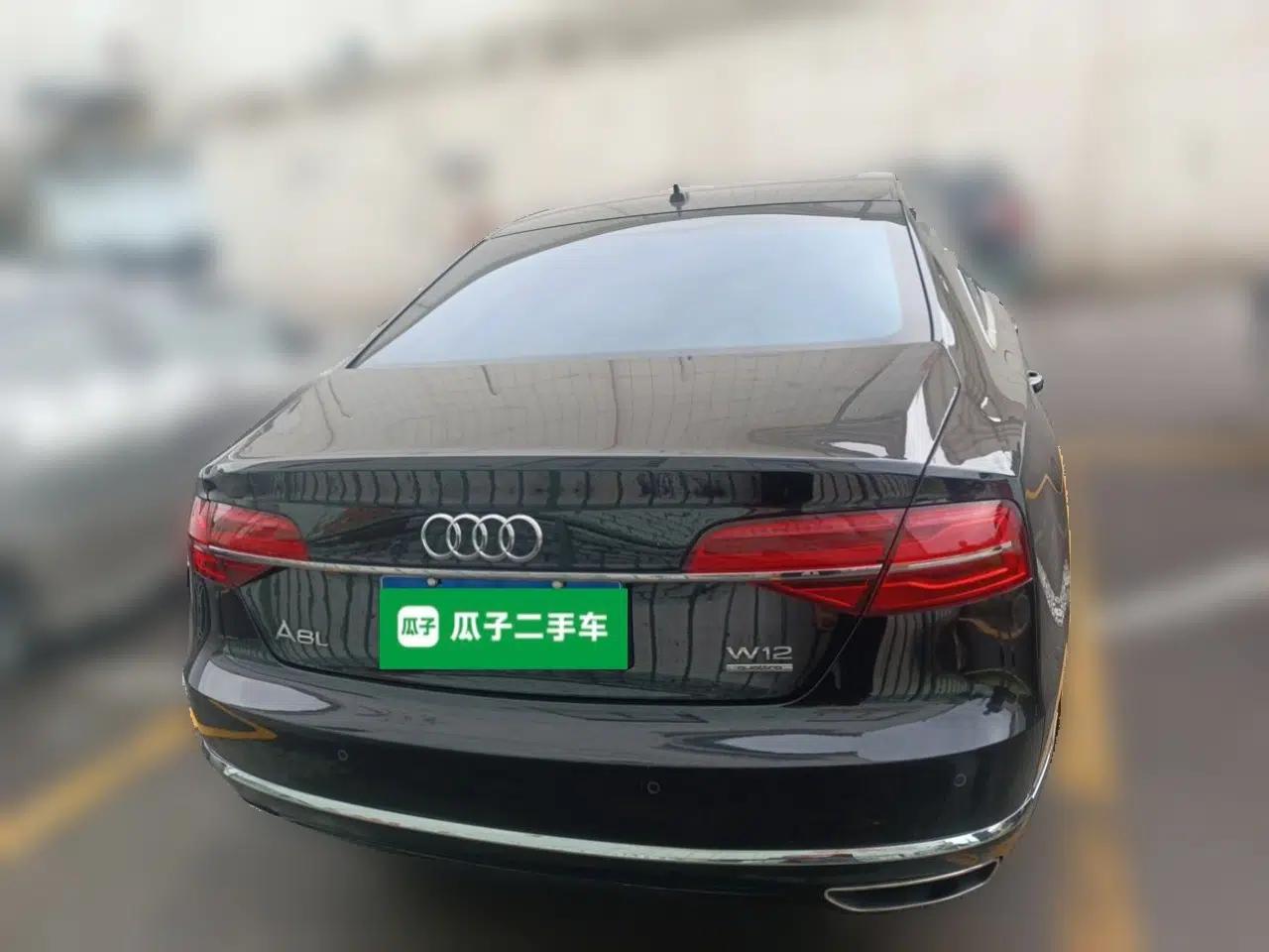 Audi A8 Audi A8L, 6.3-liter engine, four seats — миниатюра 5