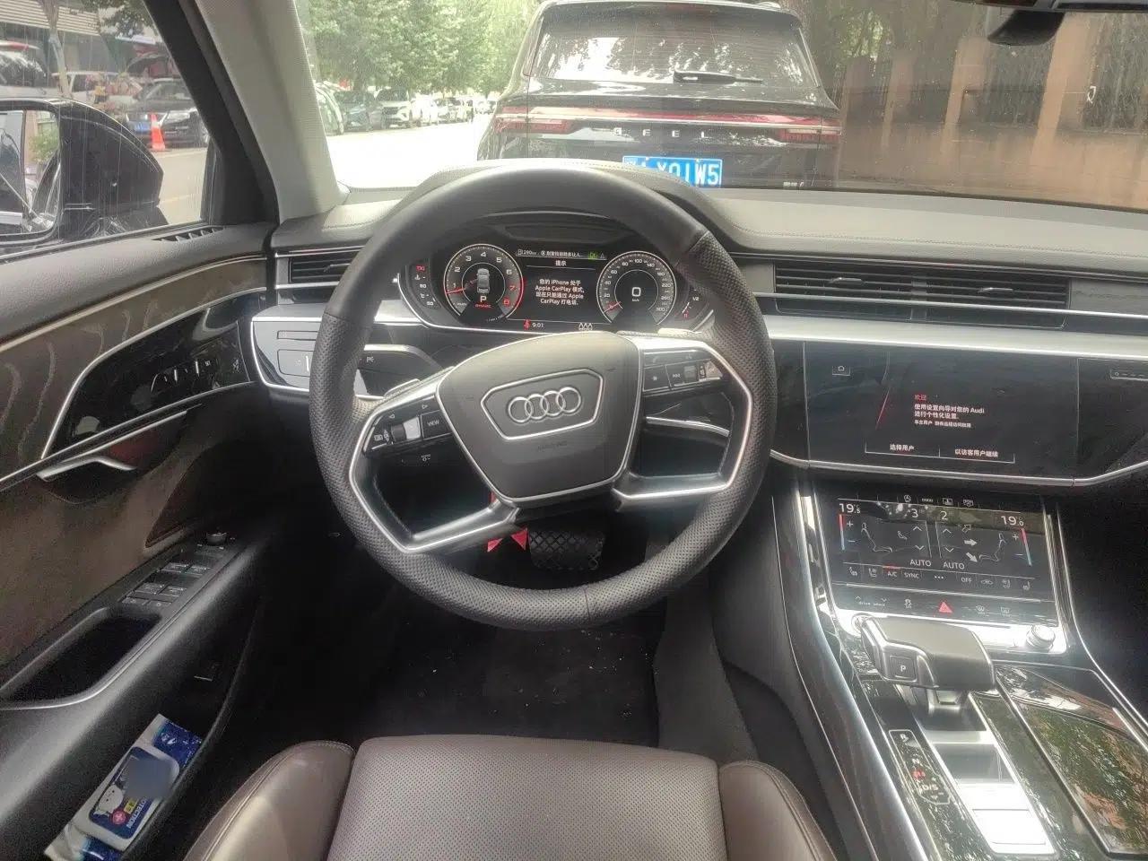 Audi A8 2022 A8L 50 TFSI quattro Comfort Edition Collector's Model — миниатюра 10