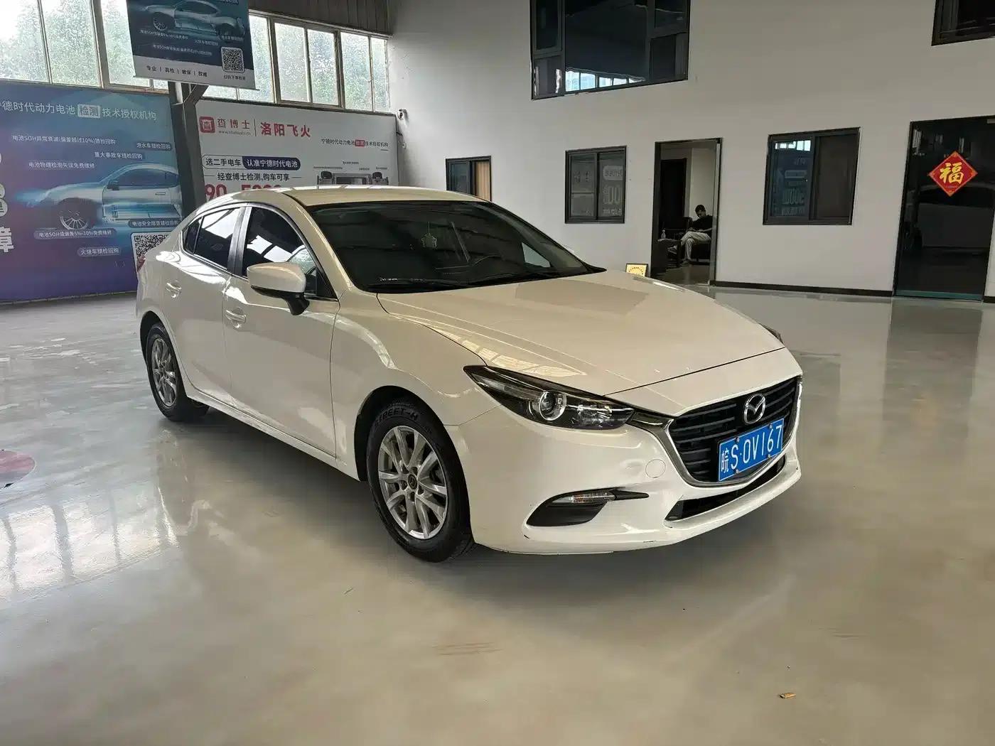 Mazda3 Axela 2019 Cloud Control Edition Sedan 1.5L Automatic Comfort Model (National V Emission Standard) — миниатюра 3