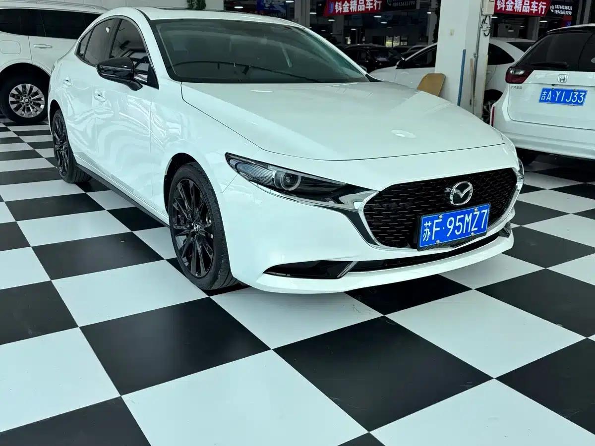 Mazda3 Axela 2023 2.0L Automatic Premium Edition — миниатюра 3