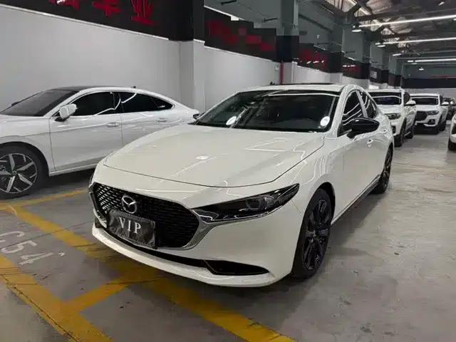 Mazda3 Axela 2023 2.0L Automatic Premium Edition