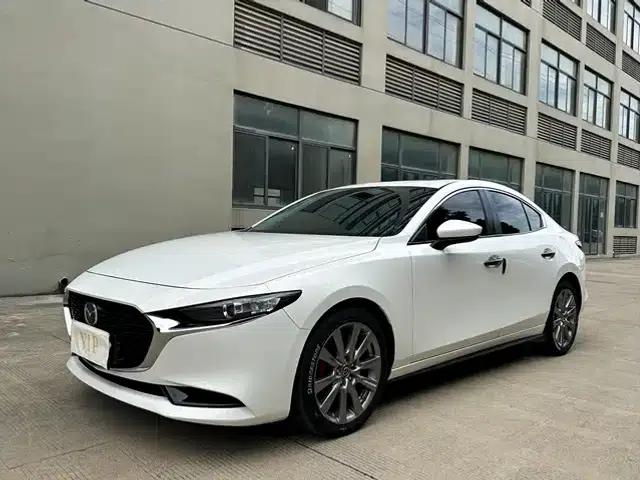 Mazda3 Axela 2022 2.0L Automatic Premium Edition