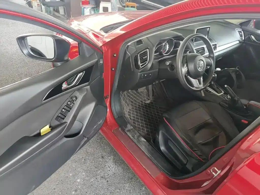 Mazda3 Axela 2016 Sedan 1.5L Automatic Luxury — миниатюра 16
