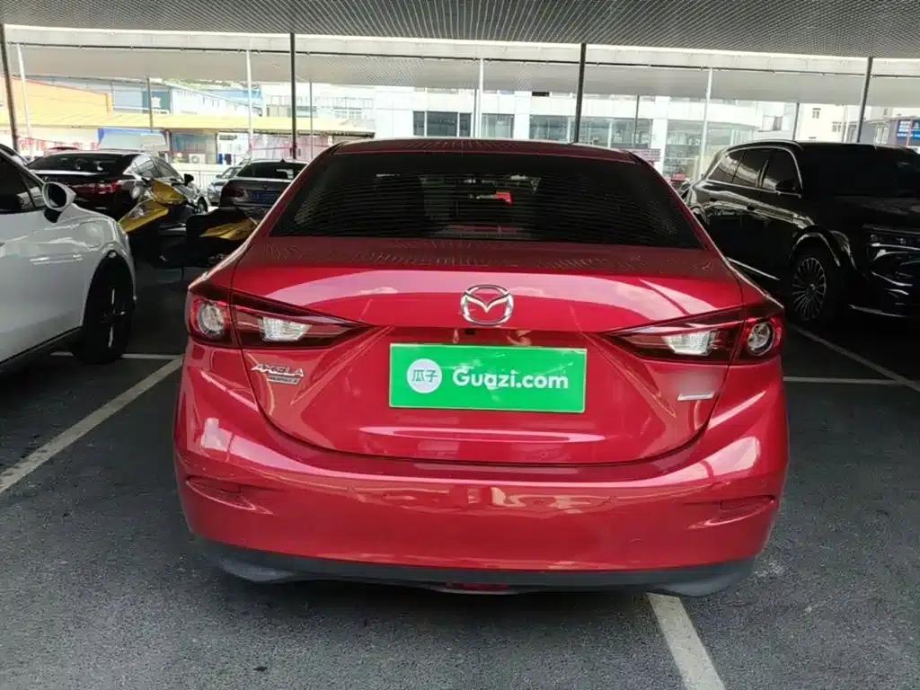 Mazda3 Axela 2016 Sedan 1.5L Automatic Luxury — миниатюра 6