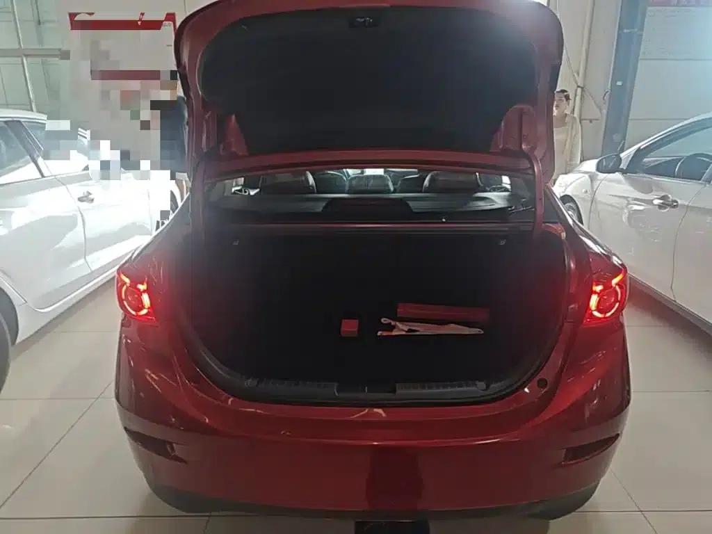 Mazda3 Axela 2017 Sedan 1.5L Automatic Luxury (China V Emission Standard) — миниатюра 19