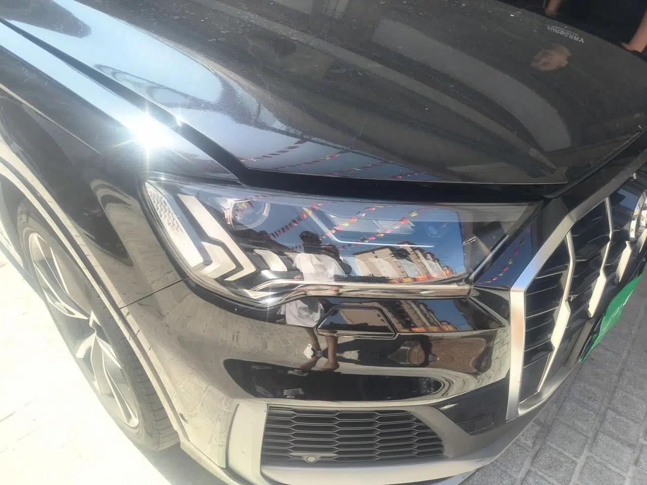 Audi Q7 2021 45 TFSI quattro S line Sport model — миниатюра 7