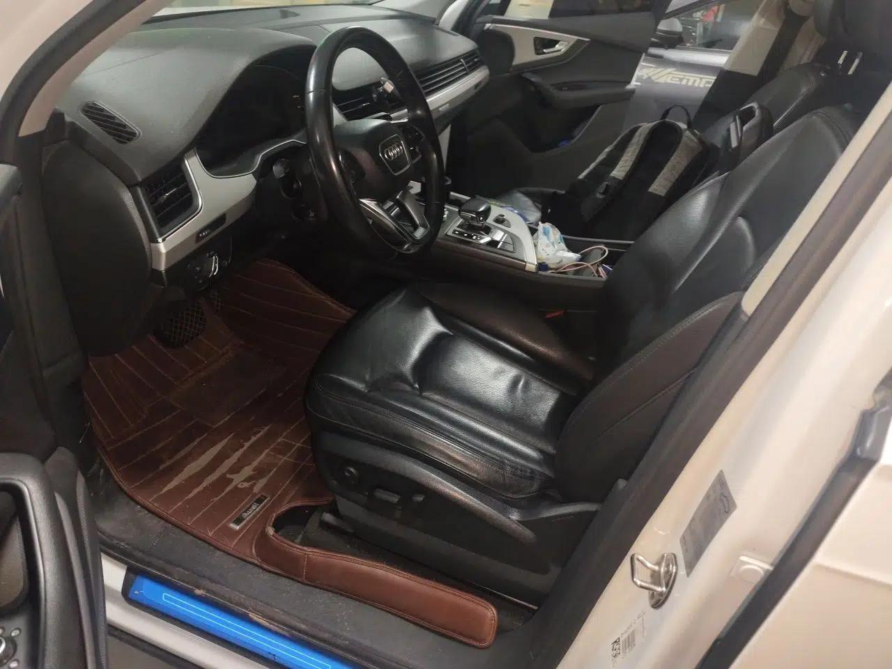 Audi Q7 2018 40 TFSI Comfort Model — миниатюра 15
