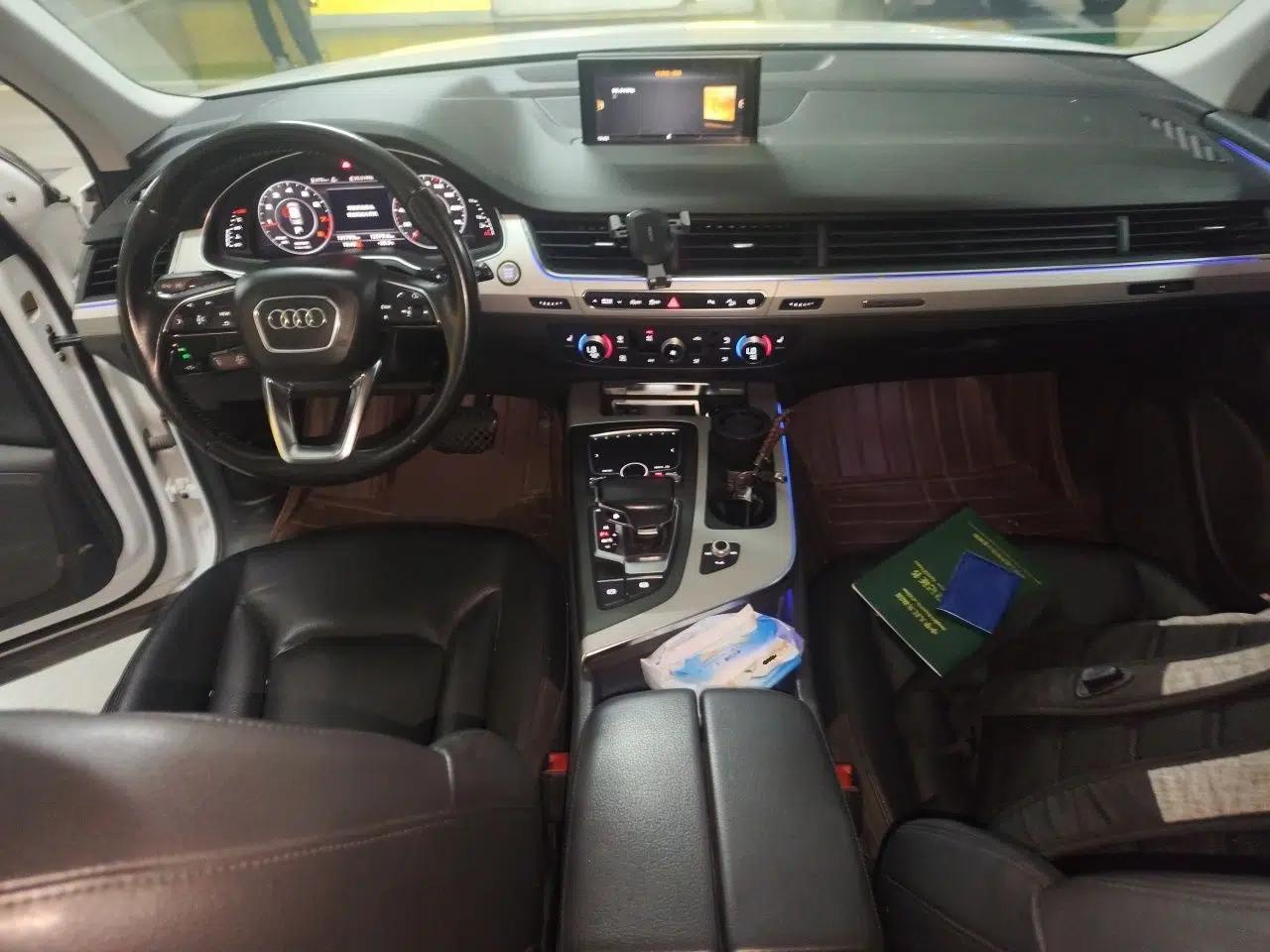 Audi Q7 2018 40 TFSI Comfort Model — миниатюра 9