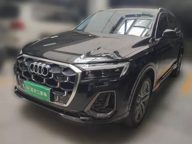 Audi Q7 2024 45 TFSI quattro S line Sport Edition