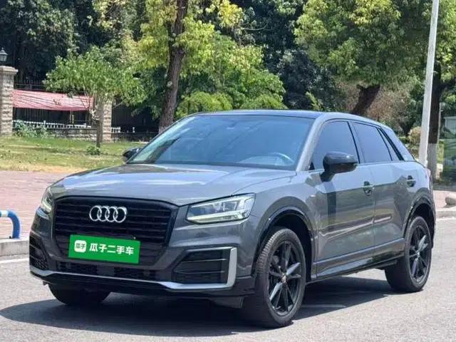 Audi Q2L 2021 35 TFSI Fashion Dynamic Model