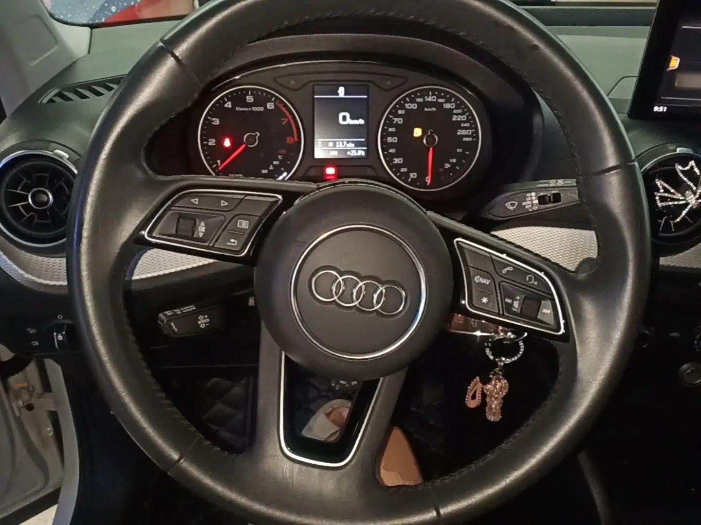 Audi Q2L 2020 35 TFSI Ambition Dynamic Edition — миниатюра 13