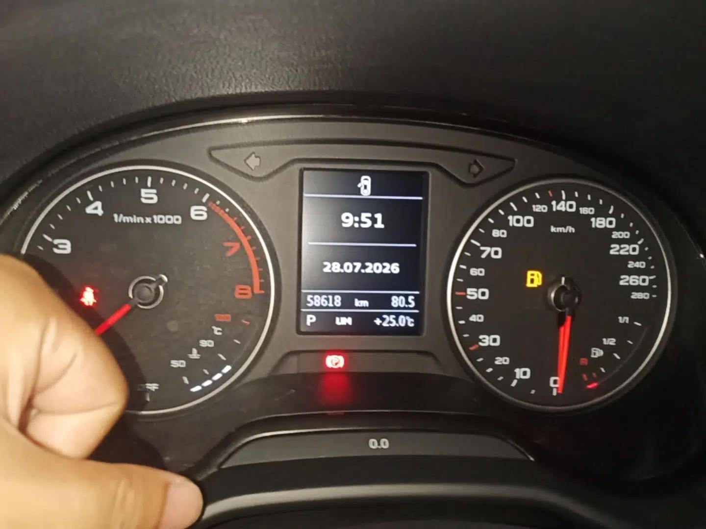 Audi Q2L 2020 35 TFSI Ambition Dynamic Edition — миниатюра 14