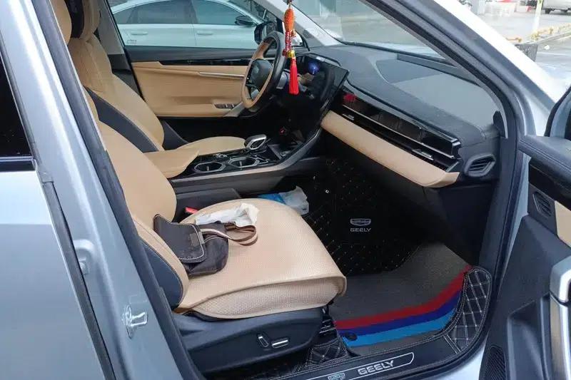 Geely Boyue L 2023 1.5TD DCT Premium Edition — миниатюра 6