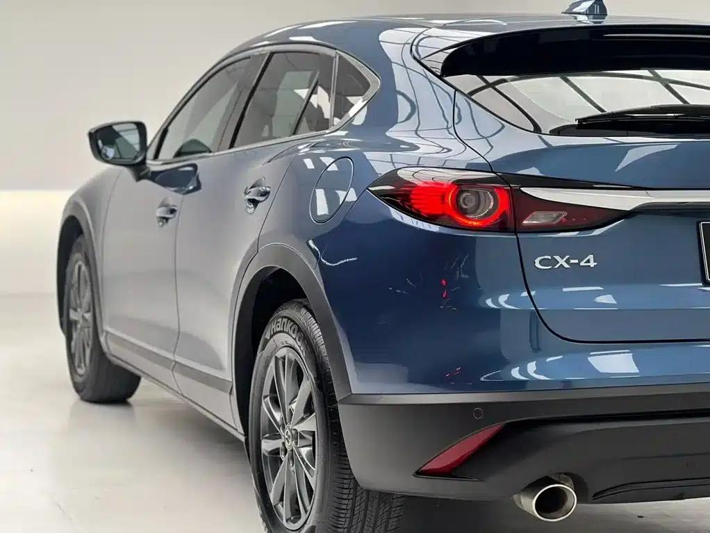 Mazda CX-4 2021 2.0L Automatic 2WD Blue Sky Vitality Edition — миниатюра 10