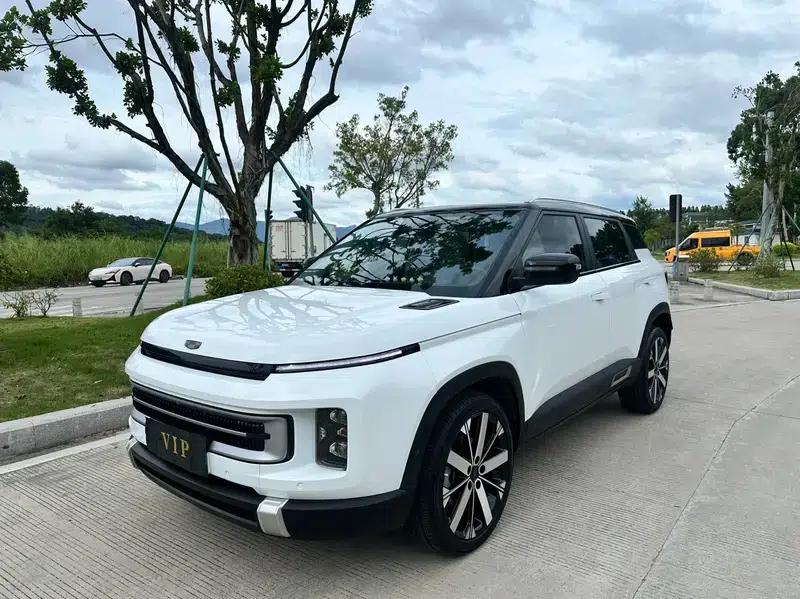 Geely ICON 2023 1.5TD Chocolate Premium Edition — миниатюра 1