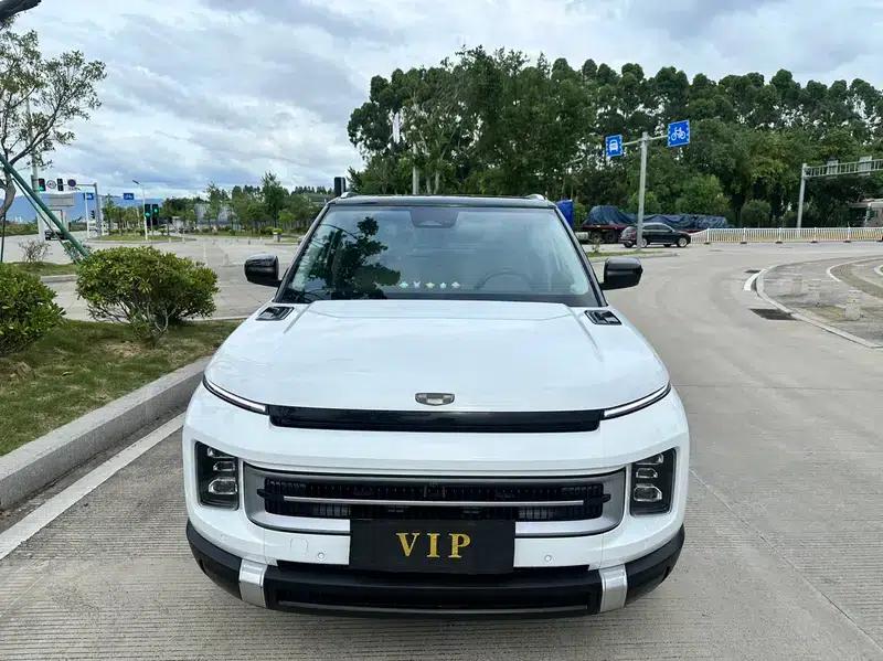 Geely ICON 2023 1.5TD Chocolate Premium Edition — миниатюра 2
