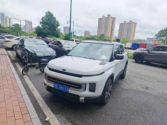 Geely ICON 2023 1.5TD Chocolate Edition